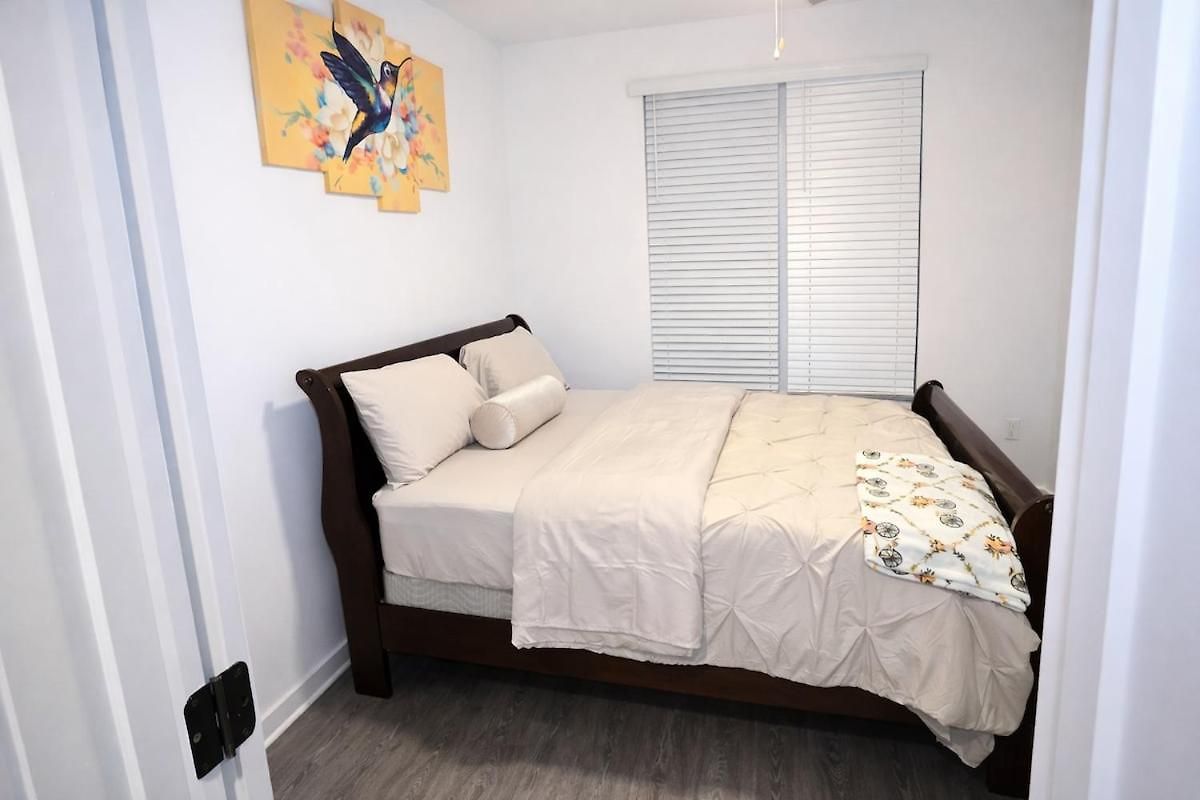 Luxurious 2br 2br Uptown Oasis, Boa, Nascar, Airport And View With Free Parking * Charlotte