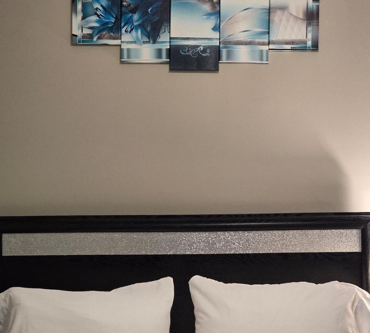 Stylish Urban W Balcony Apartment Charlotte