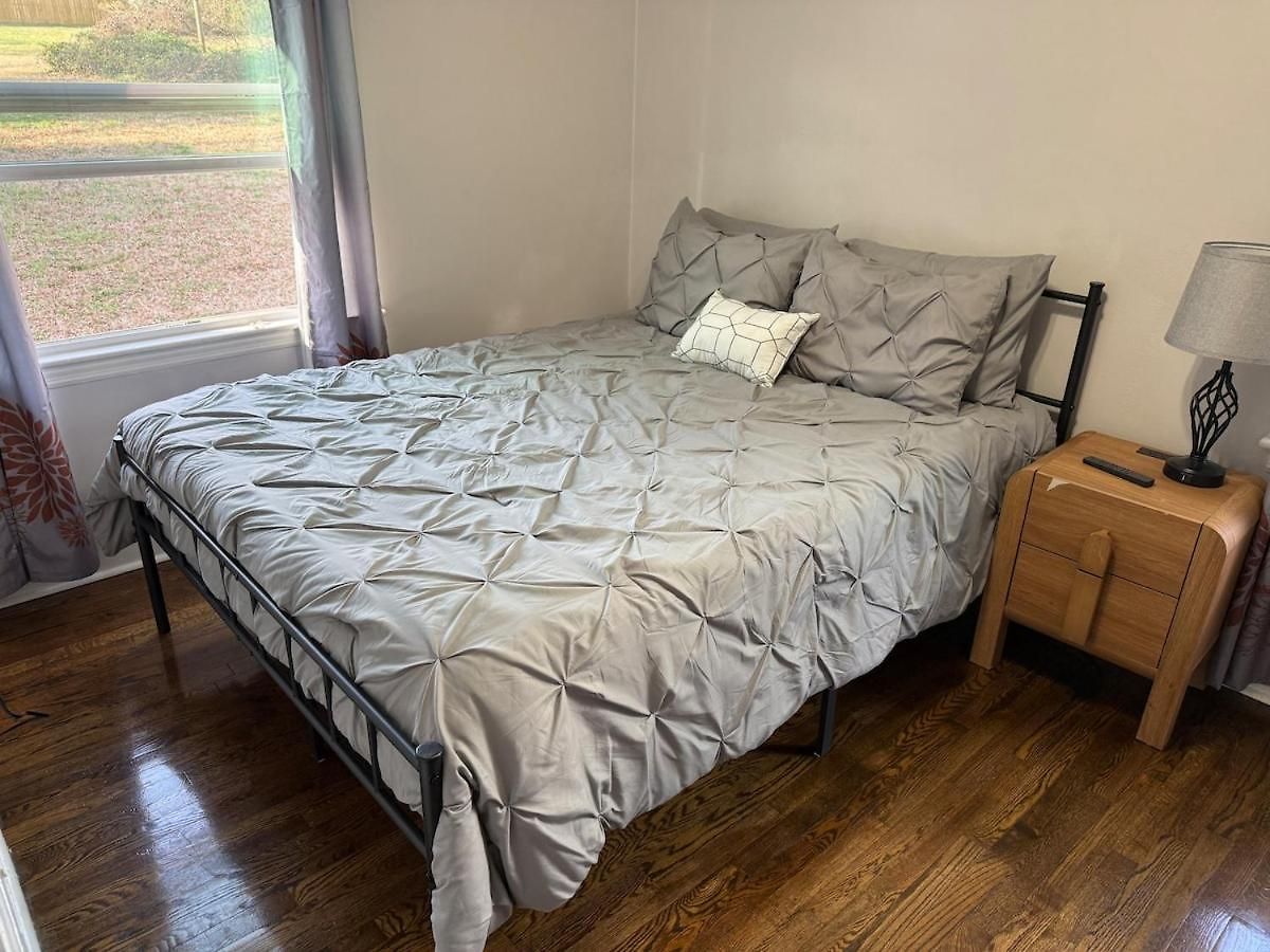 Two Side-by-side 1-bedroom Duplex Units Charlotte