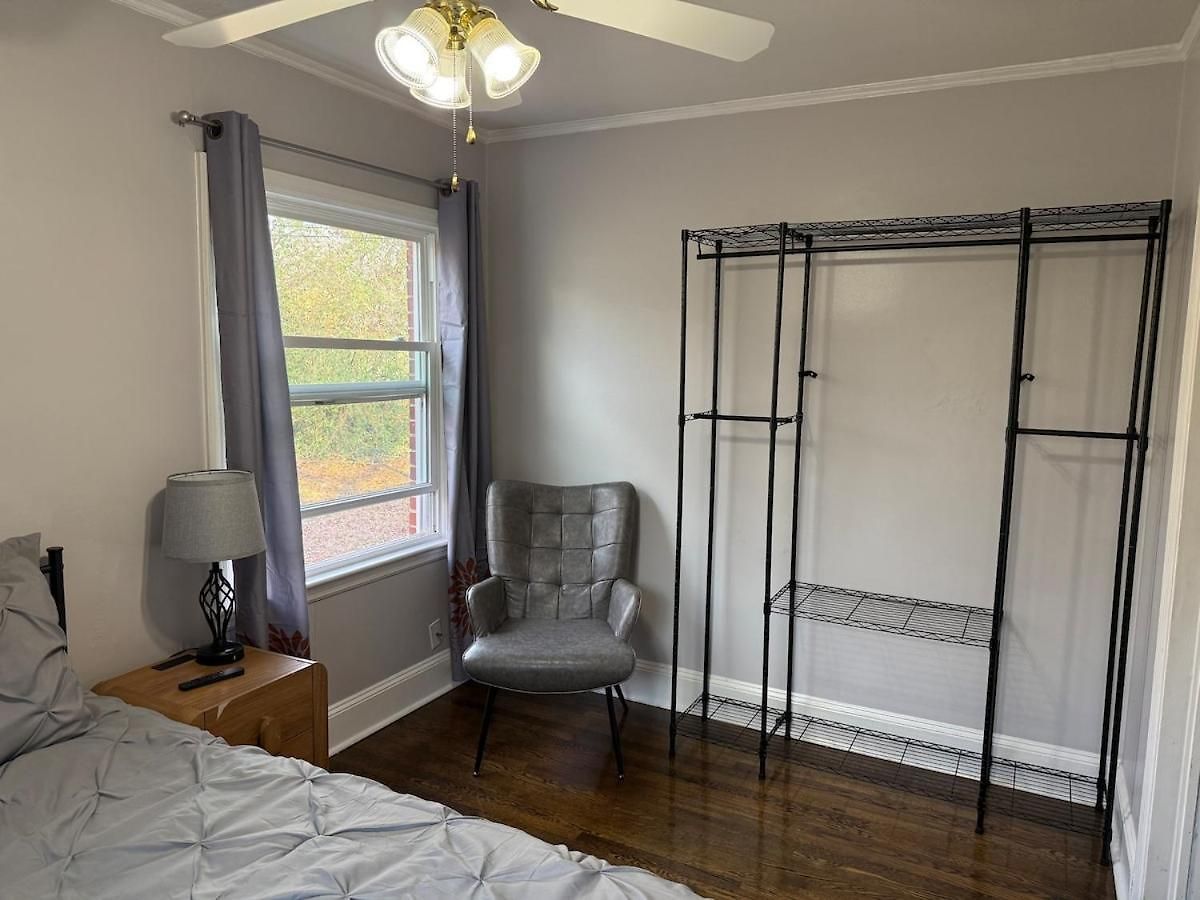Two Side-by-side 1-bedroom Duplex Units Apartment *