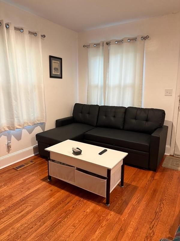 Apartment Two Side-by-side 1-bedroom Duplex Units