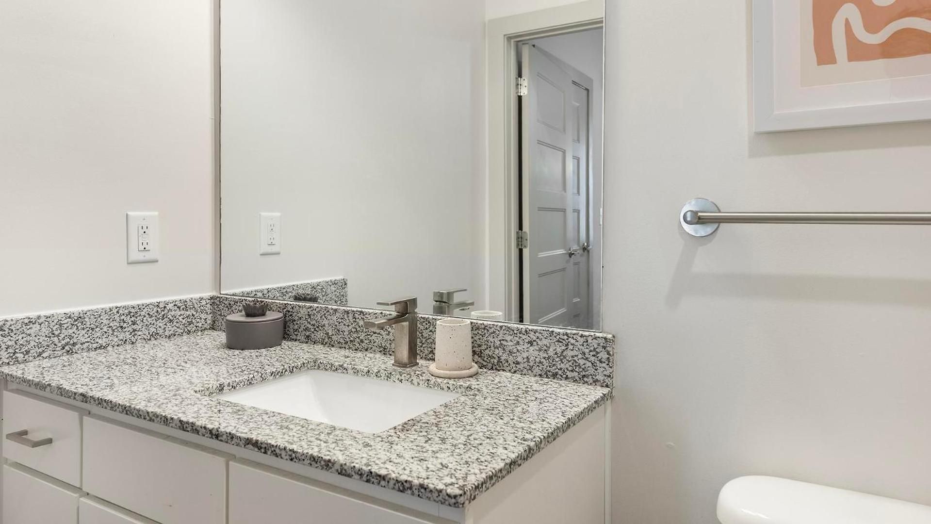 Landing Amazing 1Bd Clubhouse Pool Apartment