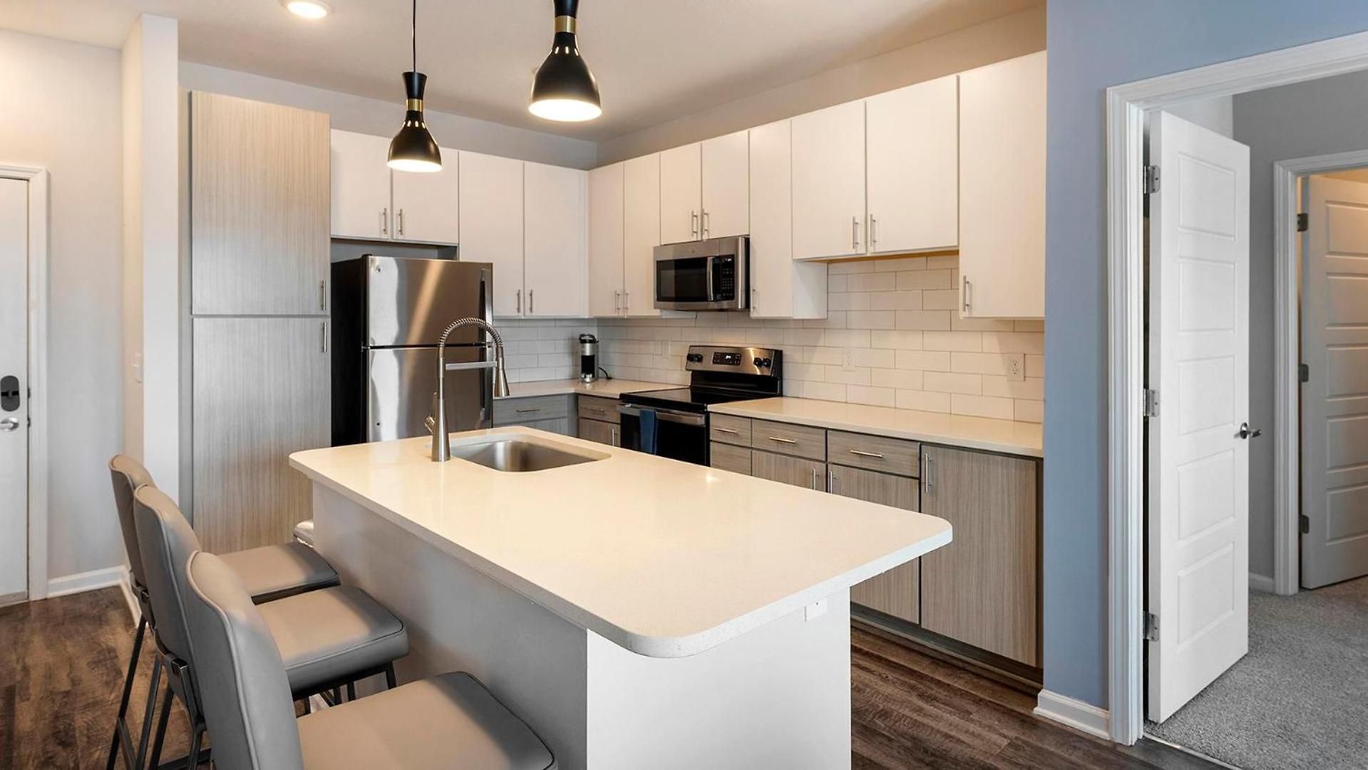 Apartment Landing Incredible 1bd Gym Pool