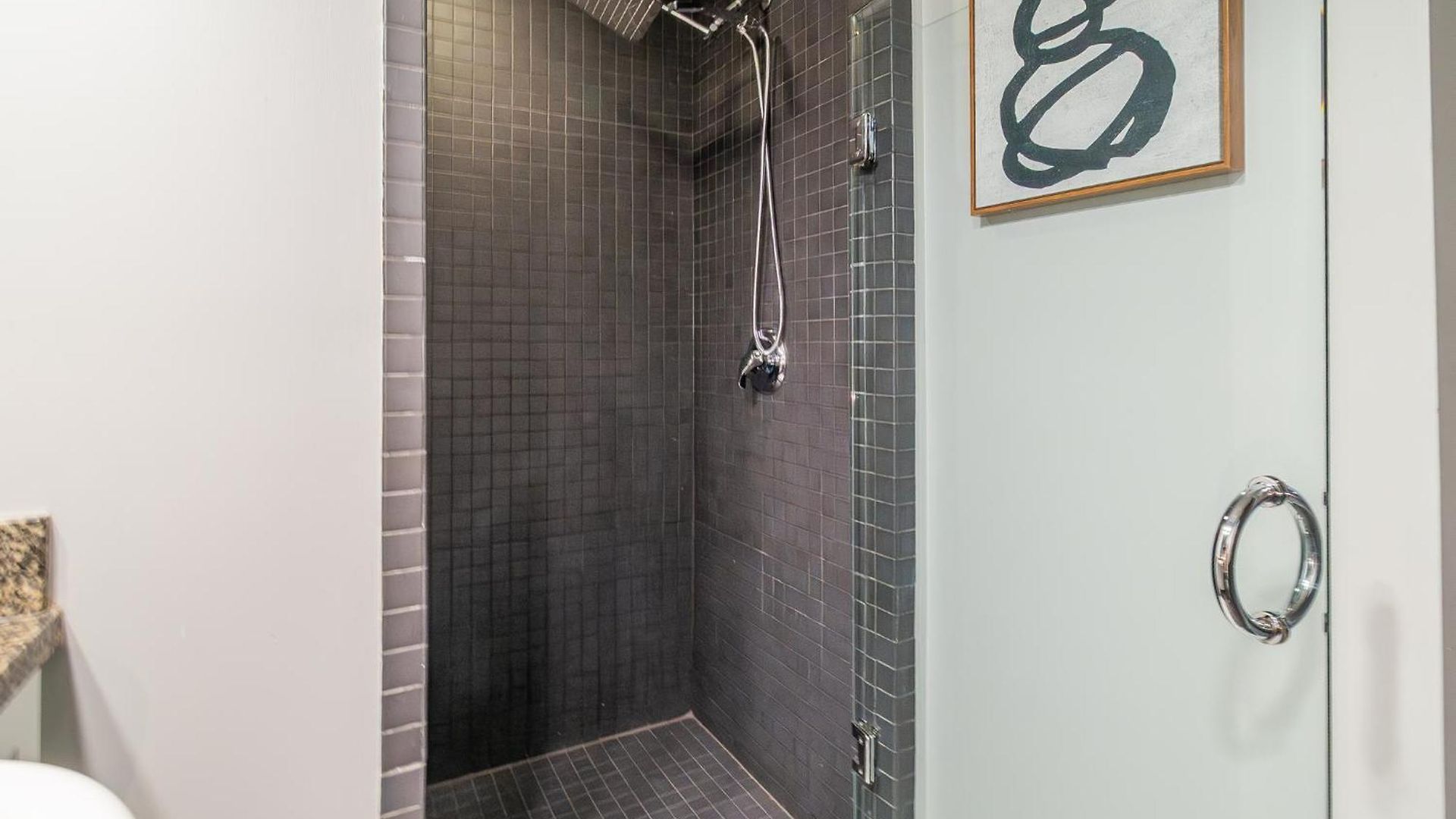 Apartment Modern Uptown Loft - Corporate-ready - Views *