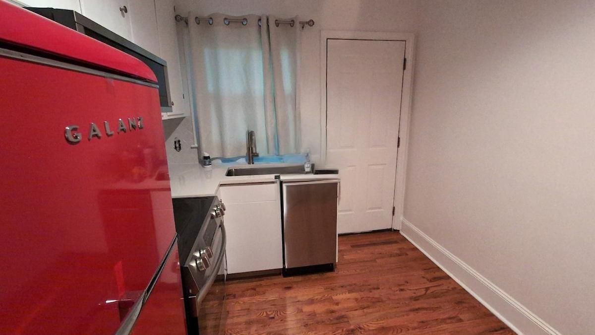 Two Side-by-side 1-bedroom Duplex Units Charlotte