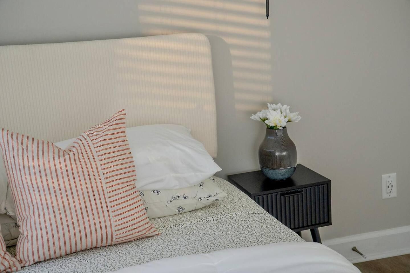 Uptown Luxe Retreat With Parking & Walk To Center Apartment Charlotte