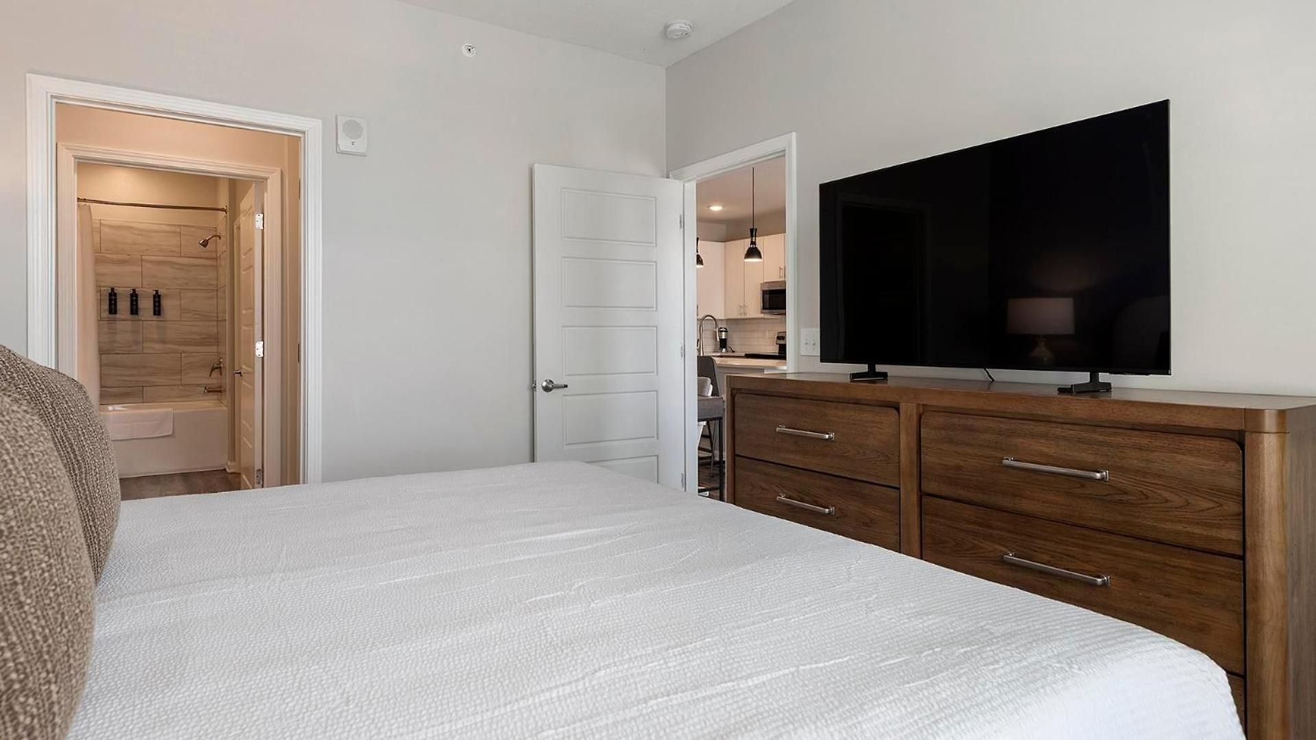 Apartment Landing Incredible 1bd Gym Pool *