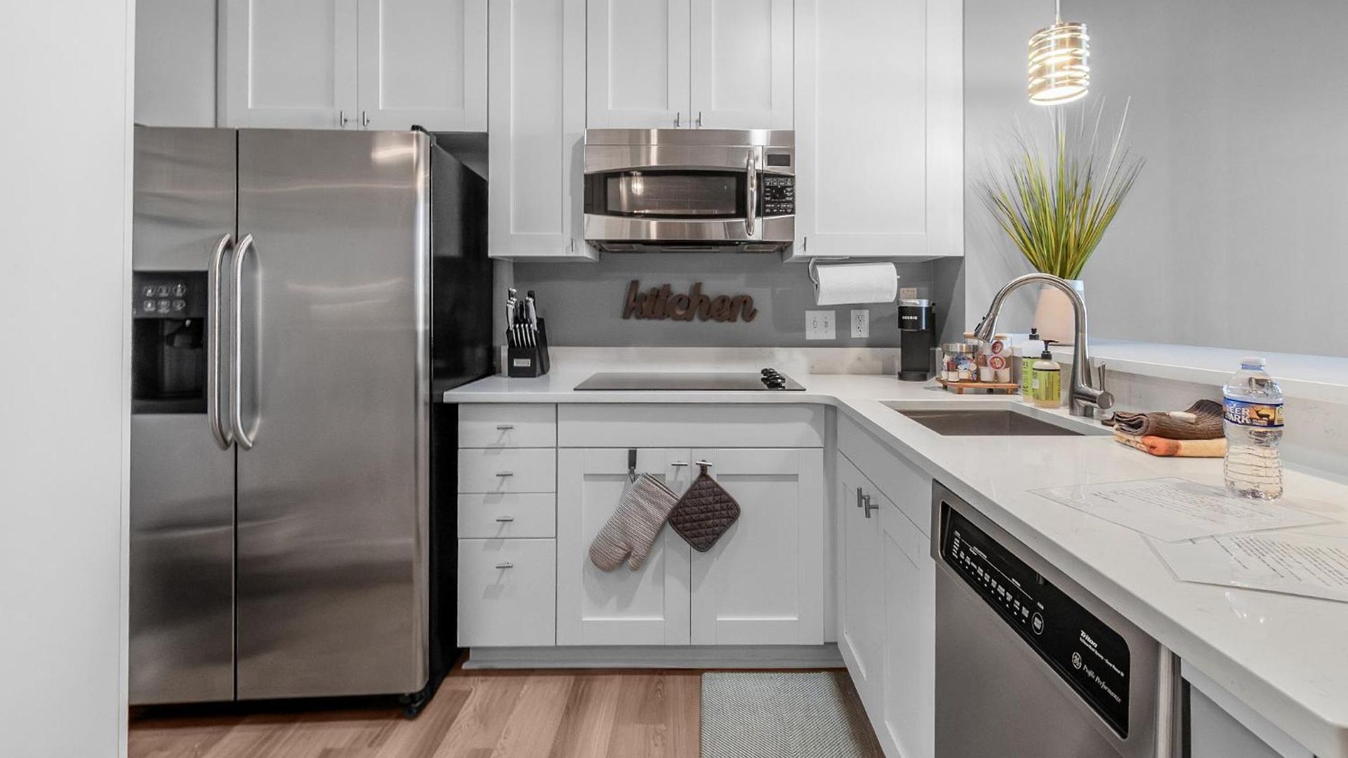Modern Uptown Loft - Corporate-ready - Views Charlotte