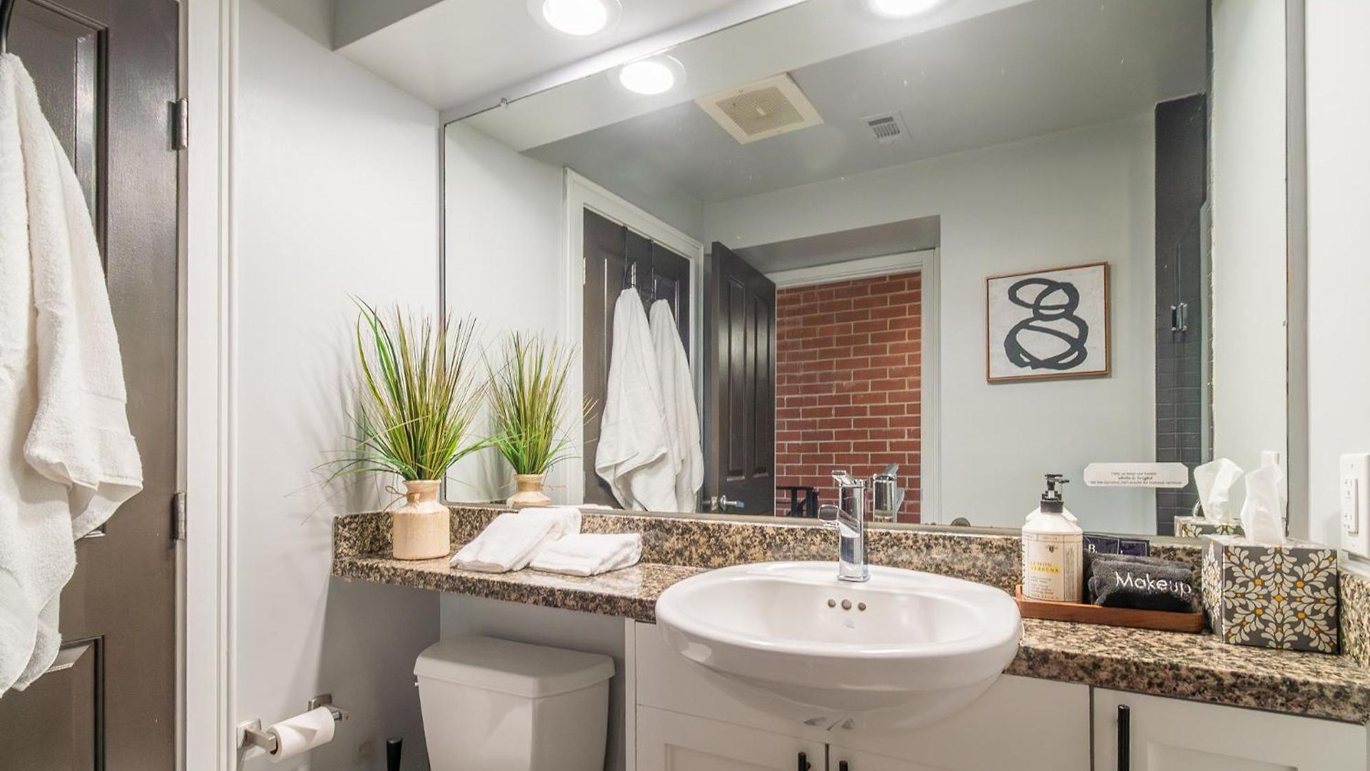Modern Uptown Loft - Corporate-ready - Views Apartment Charlotte