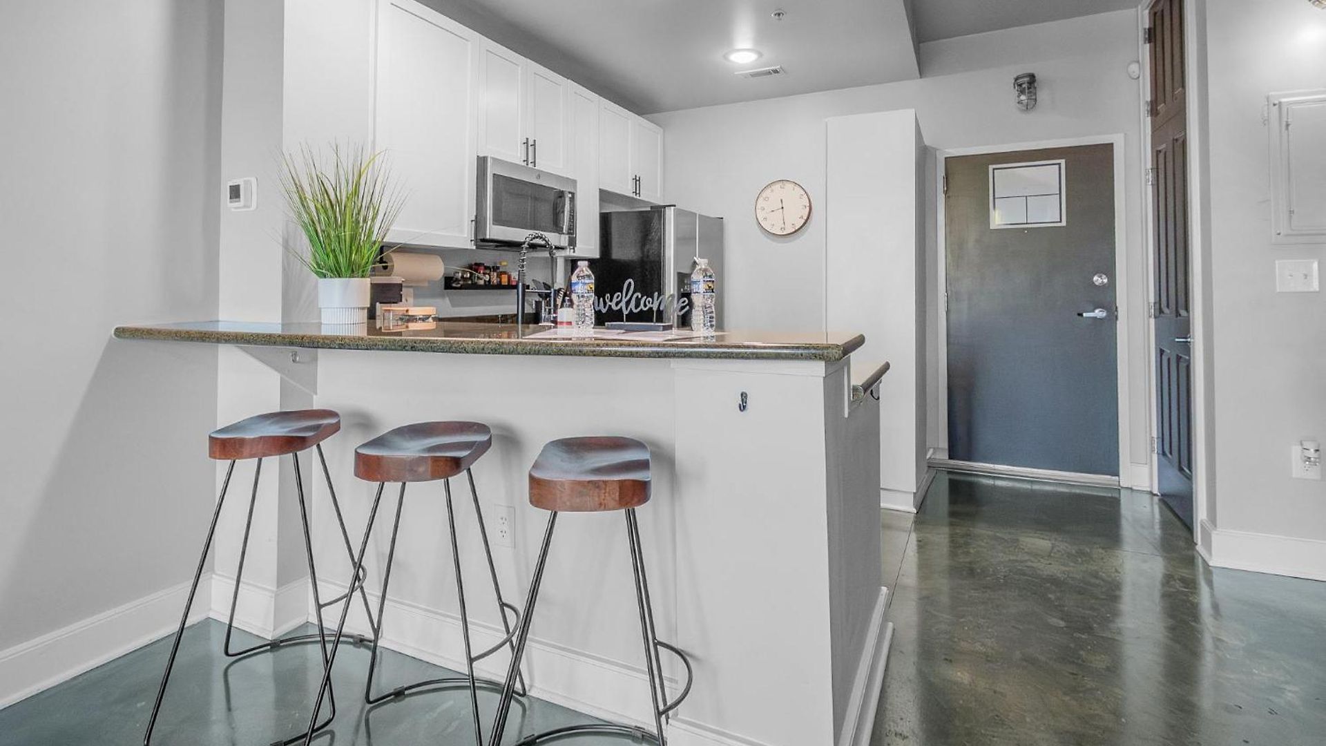 Apartment Modern Uptown Loft - Corporate-ready - Views Charlotte