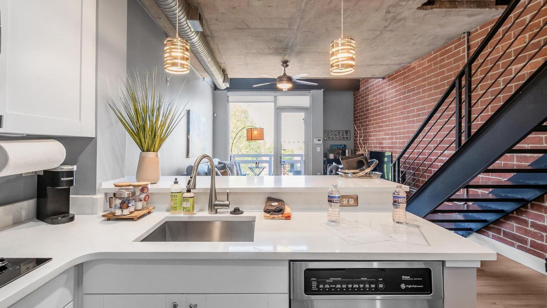 Apartment Modern Uptown Loft - Corporate-ready - Views Charlotte