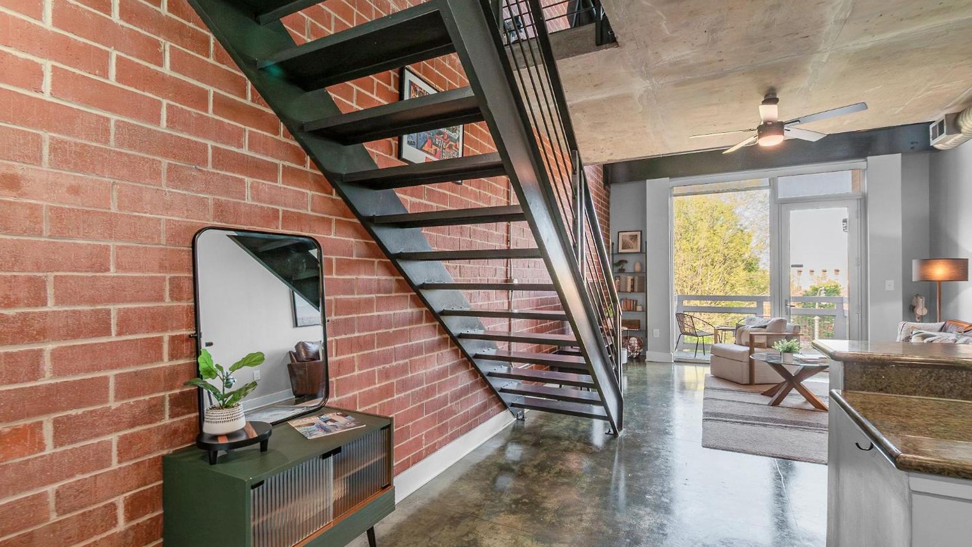 Apartment Modern Uptown Loft - Corporate-ready - Views *