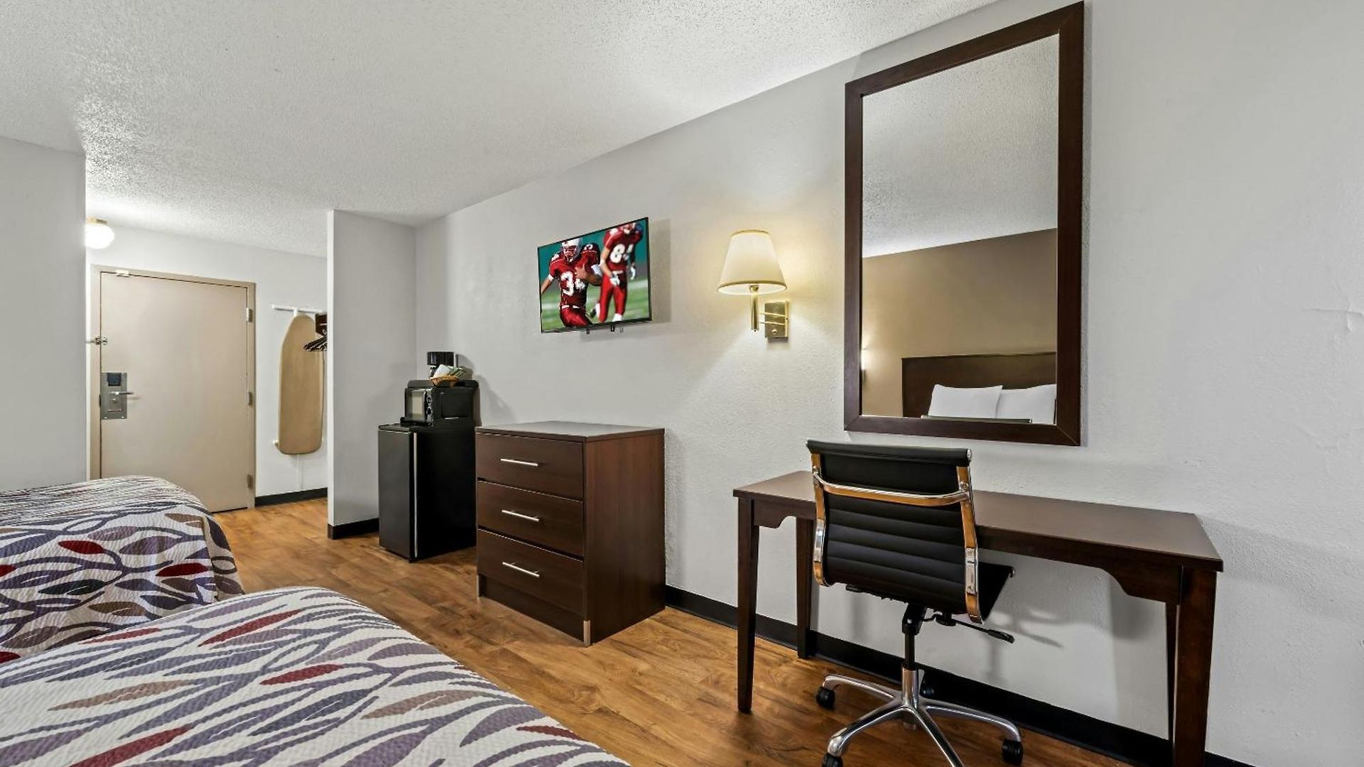 Motel Red Roof - 2*