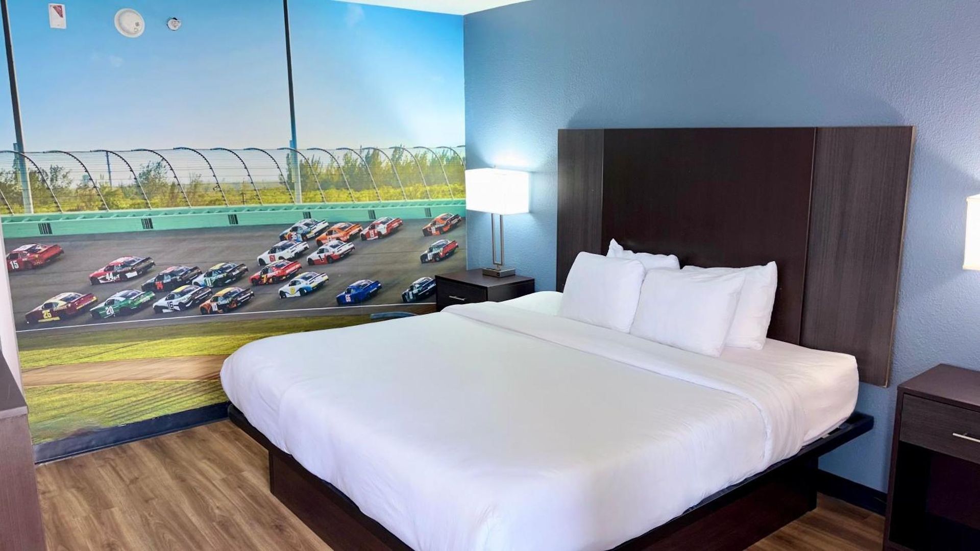Clarion Pointe Hotel Charlotte