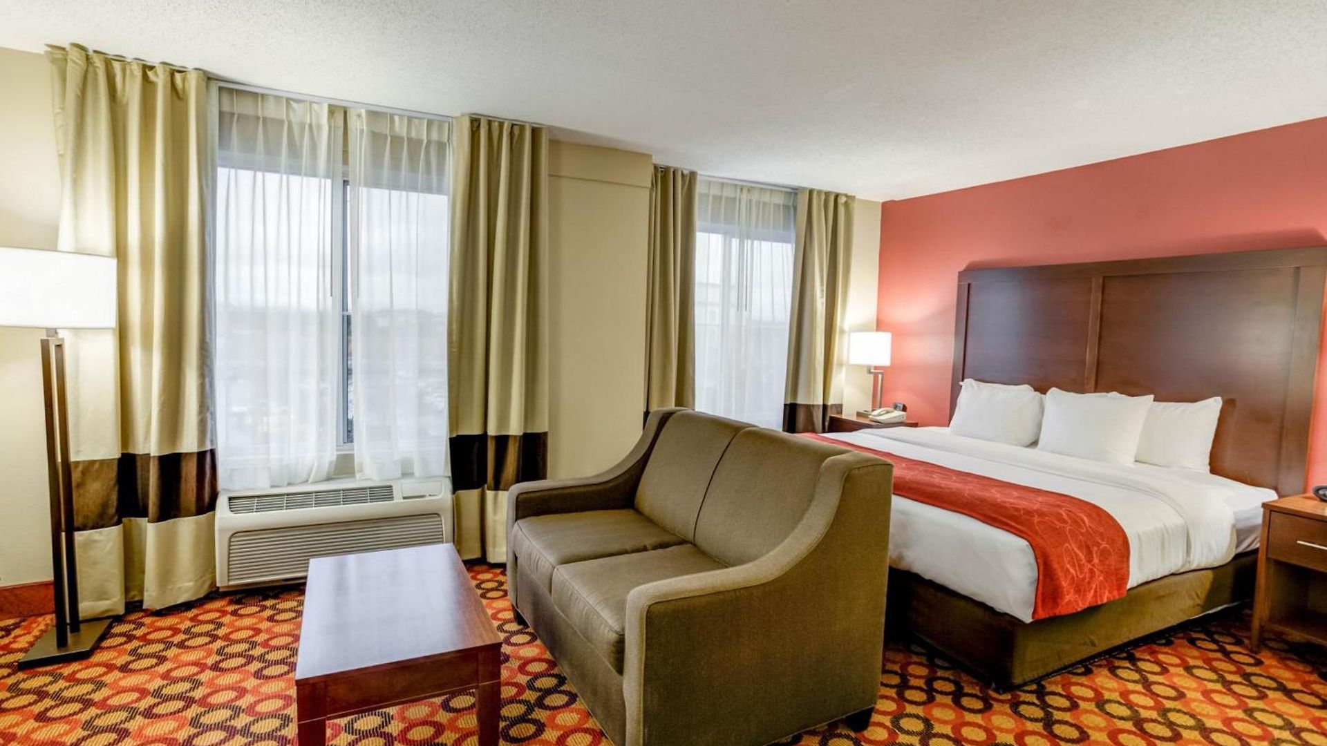 By Ihg Charlotte