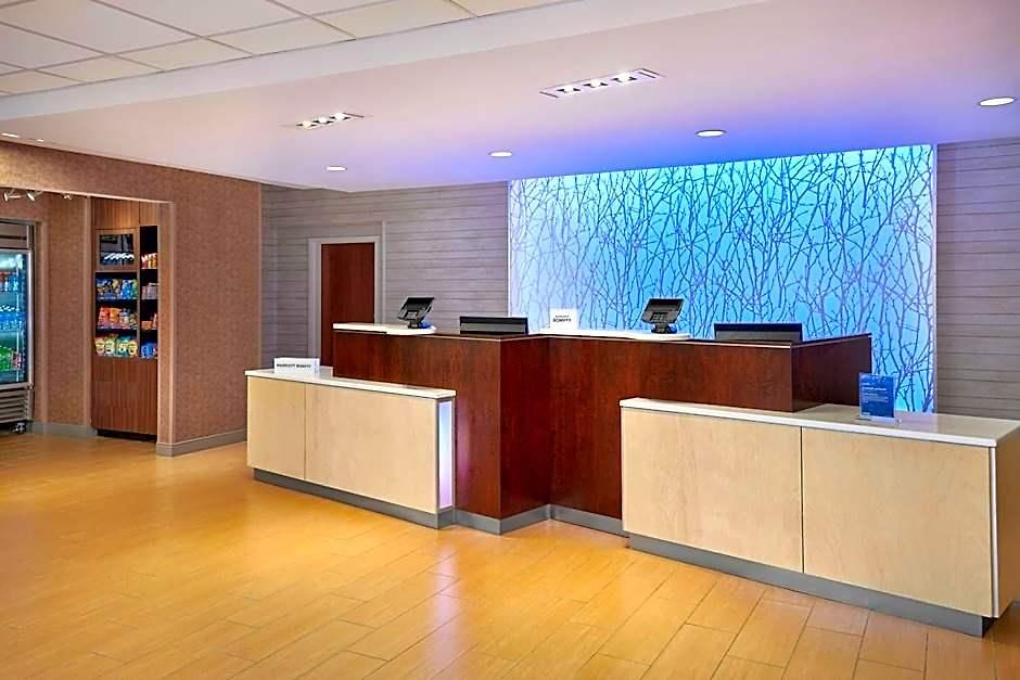 Fairfield & By Marriott Airport Hotel Charlotte