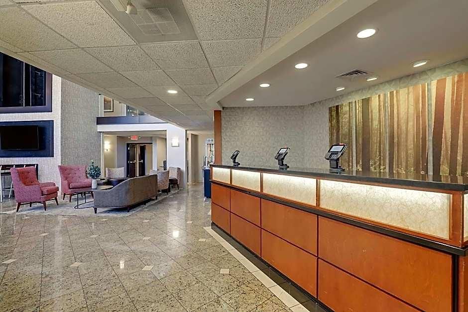 Hotel Drury & Place Charlotte