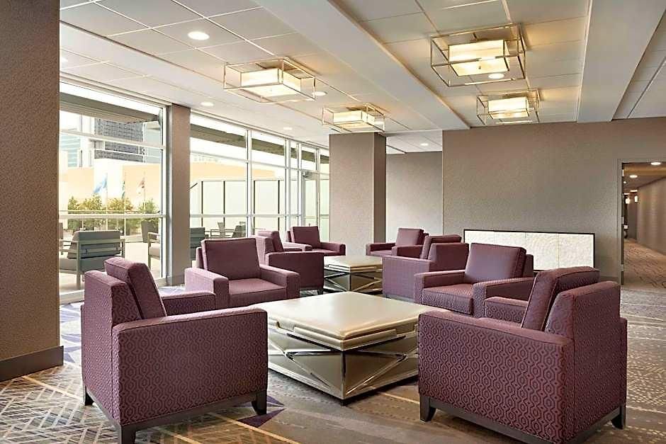 Hotel Embassy By Hilton Uptown Charlotte
