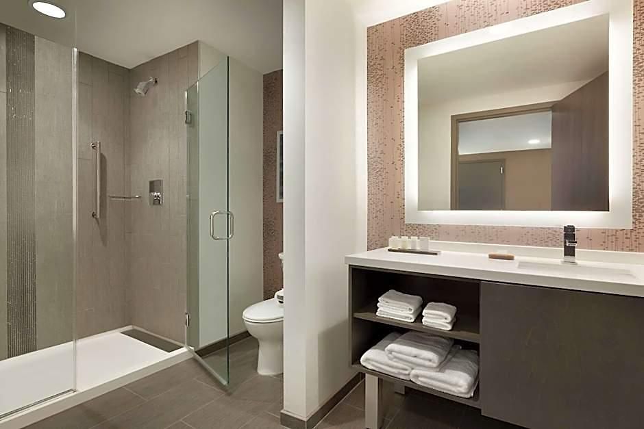 Embassy By Hilton Uptown 4* Charlotte