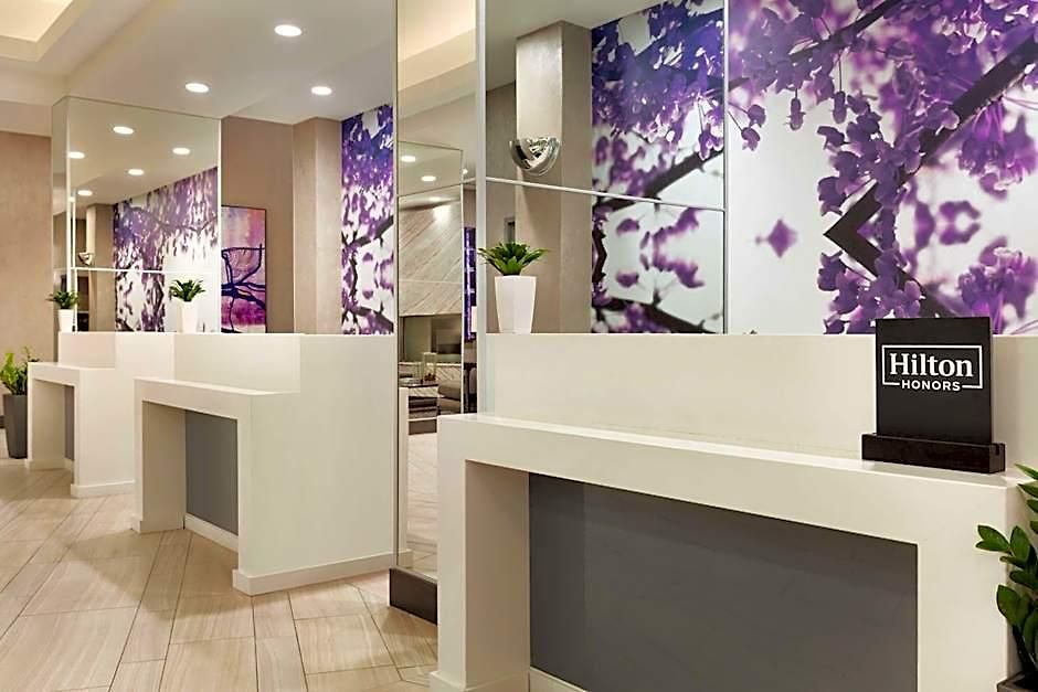 Embassy By Hilton Uptown Hotel Charlotte