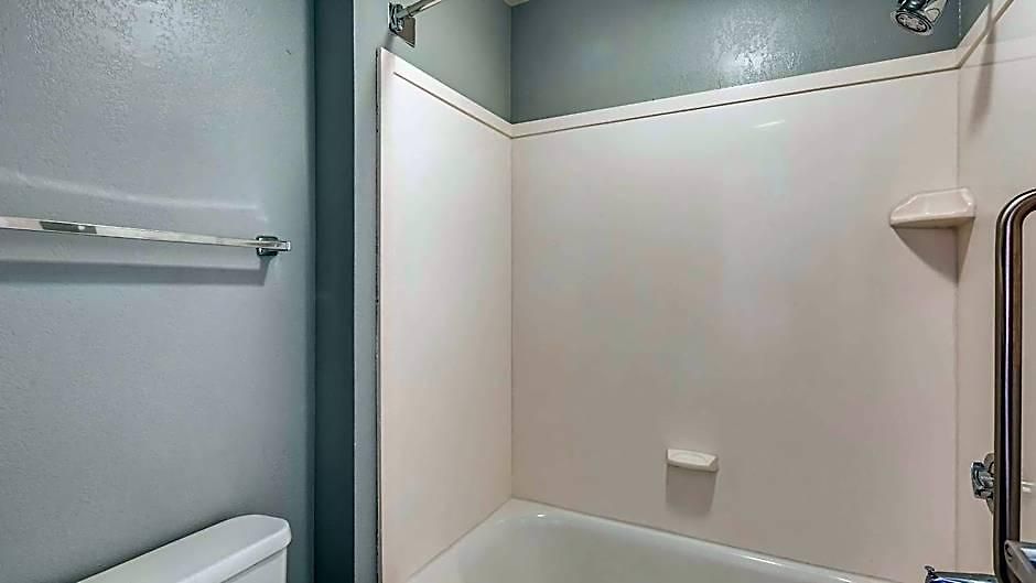 Surestay By Western Executive Park Charlotte