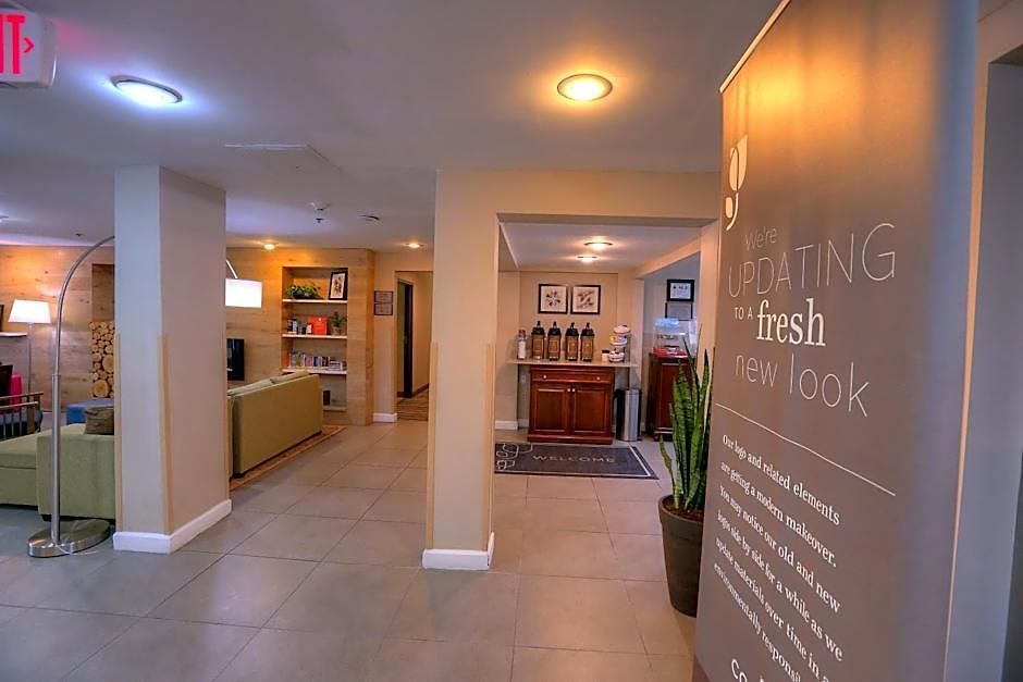 Country & By Radisson, I-85 Airport, Nc 3*