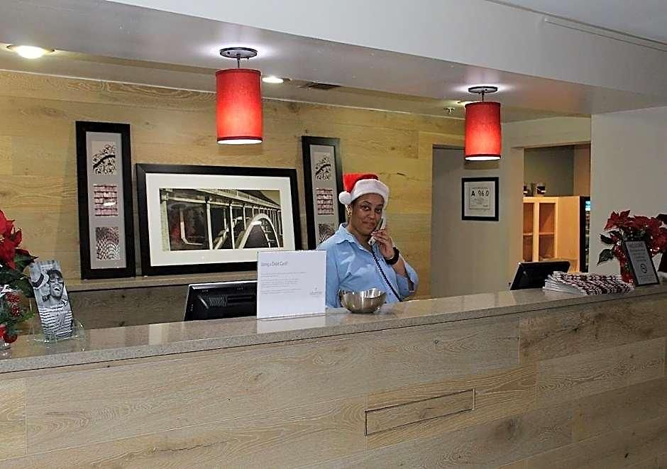 Country & By Radisson, I-85 Airport, Nc 3* Charlotte
