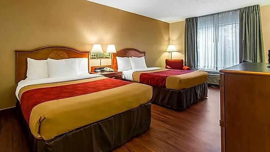 & 4 Less Motel Charlotte
