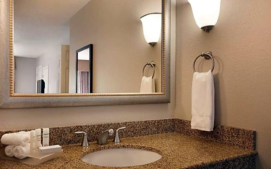 Homewood By Hilton Airport Hotel Charlotte