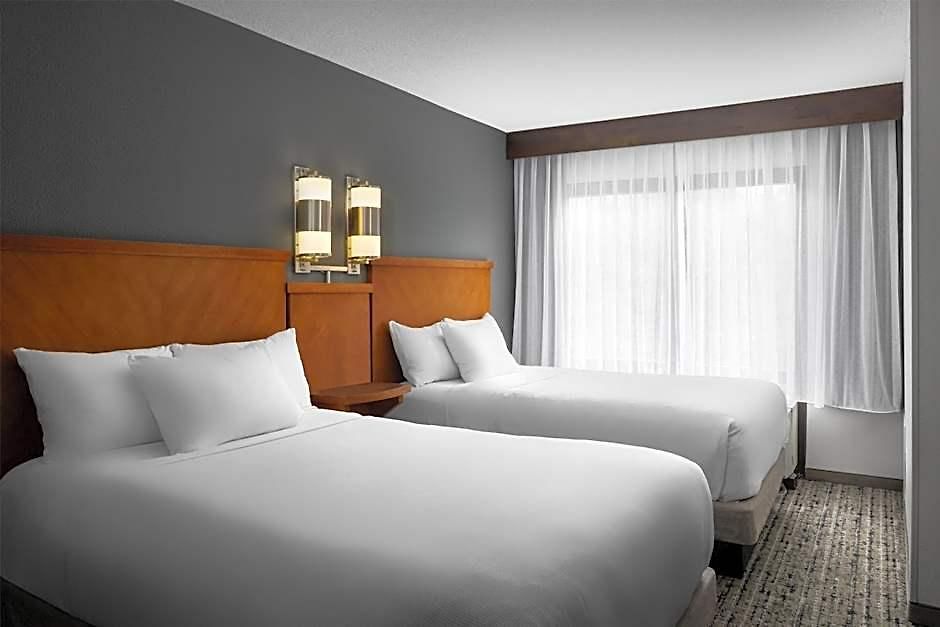 Hyatt Place Airport/lake Pointe