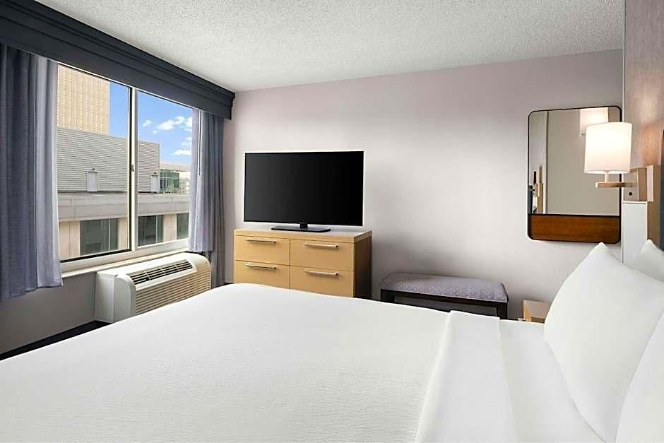 Courtyard Center 3* Charlotte