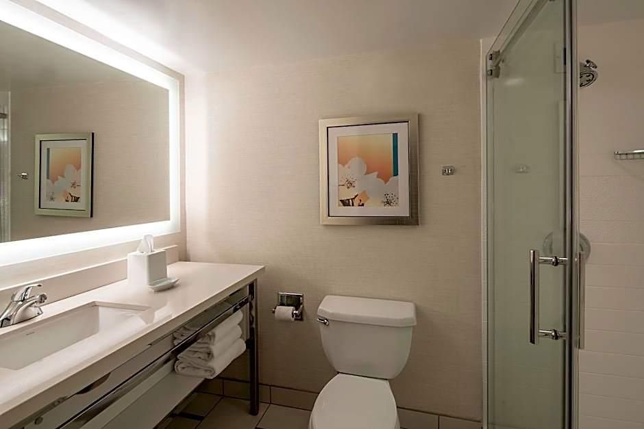 Fairfield & By Marriott Uptown Charlotte