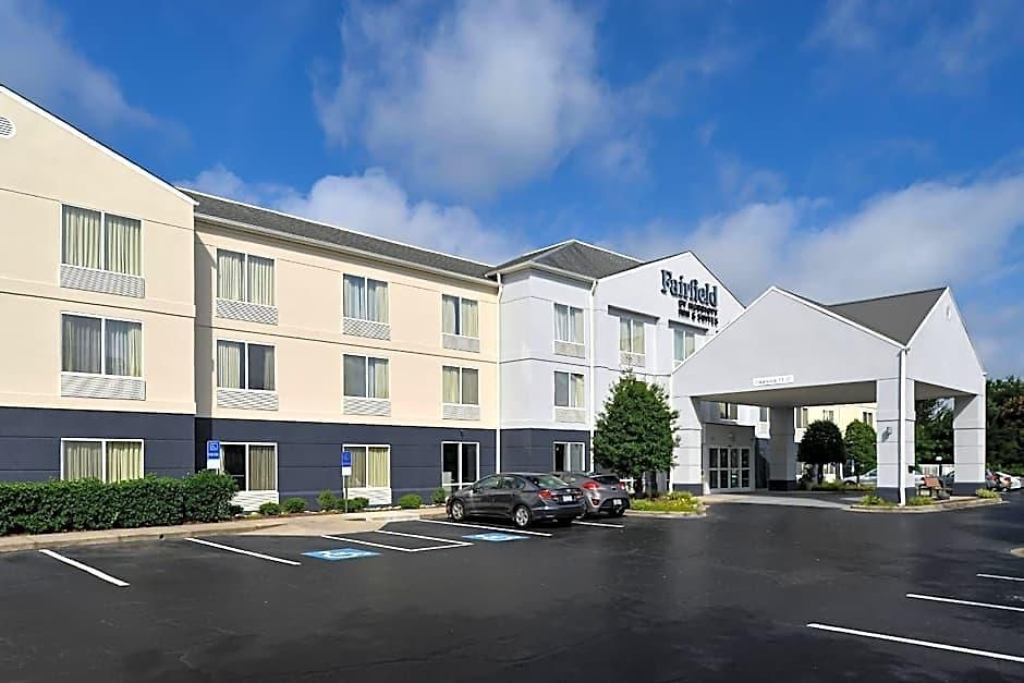 Fairfield & Arrowood Hotel