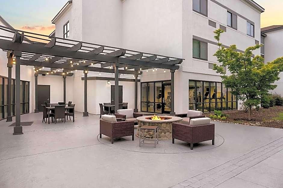 Hotel Courtyard Airport North Charlotte