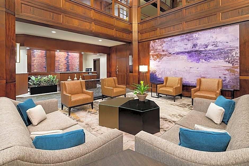 Doubletree By Hilton Charlotte/southpark