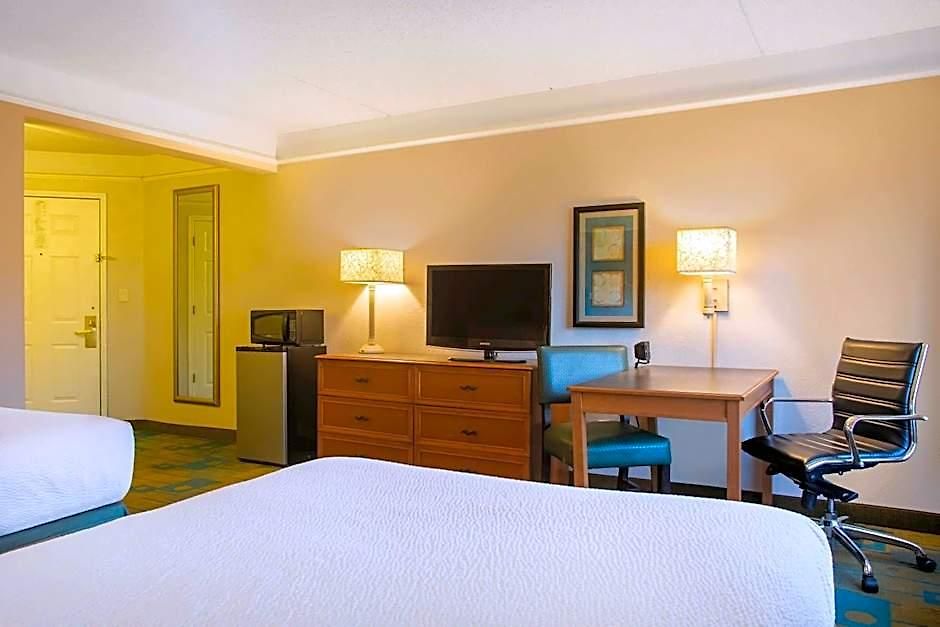 La Quinta By Wyndham Airport South Hotel Charlotte
