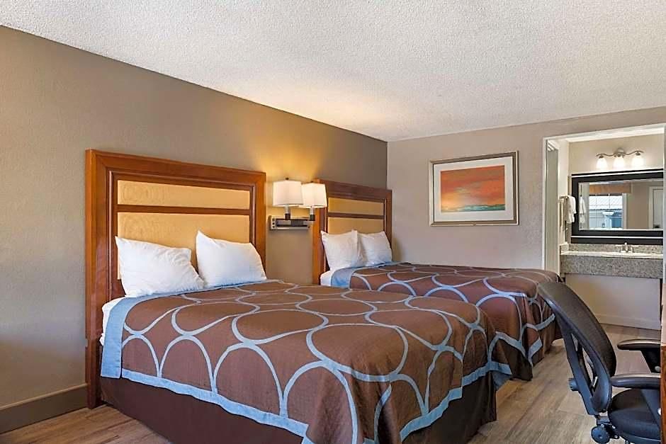 Inn Rodeway Airport Area 4*