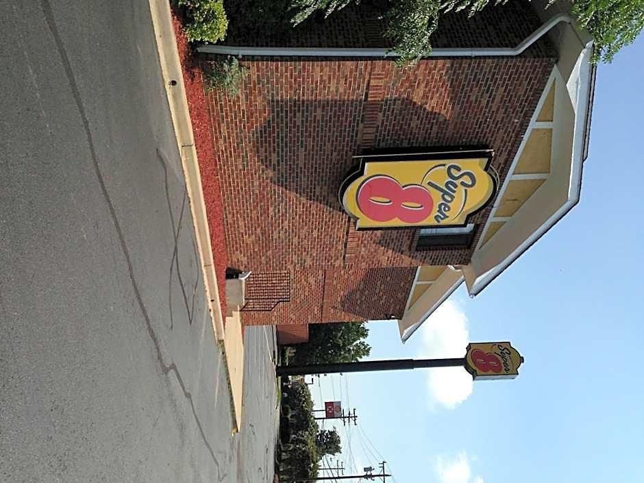 Super 8 By Wyndham Motel Charlotte