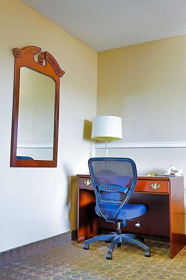 Super 8 By Wyndham Motel Charlotte