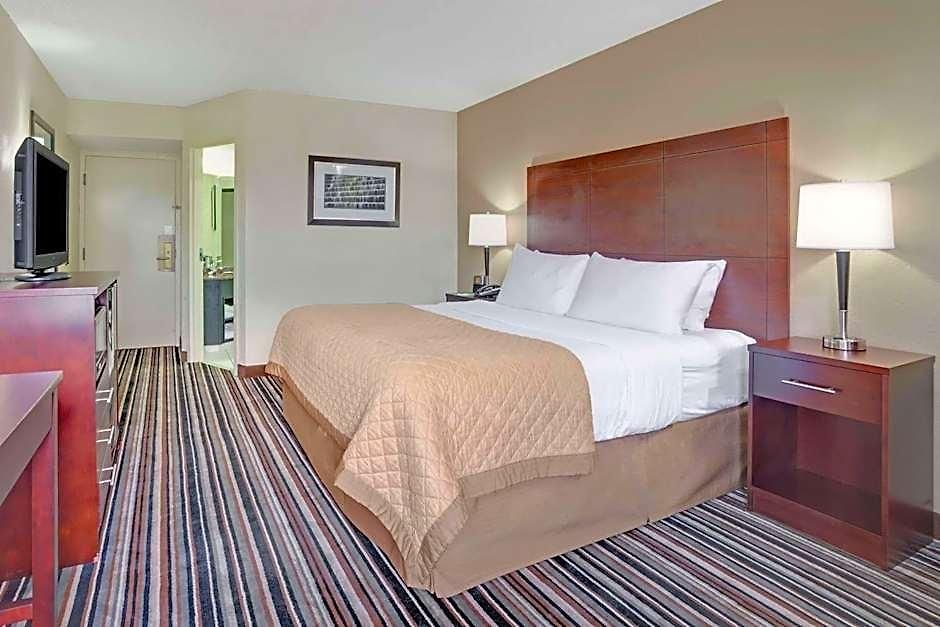 Wyndham Garden Airport Southeast 3* Charlotte