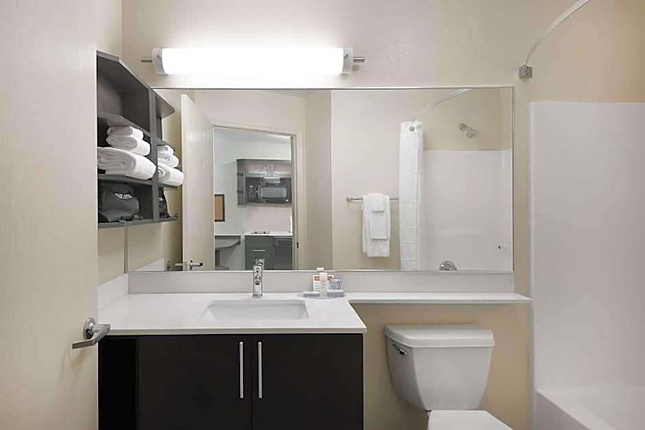 Candlewood - - Arrowood By Ihg Hotel