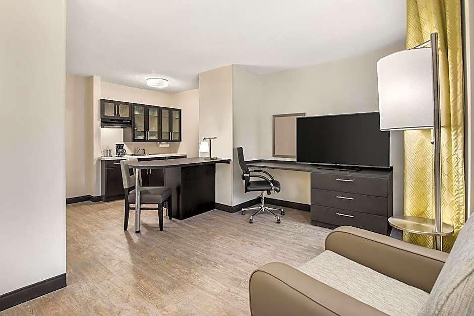 Candlewood - - Arrowood By Ihg 2* Charlotte