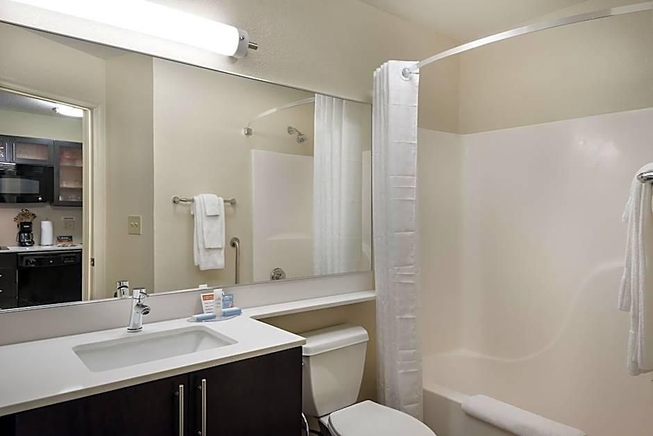 Hotel Candlewood - - Arrowood By Ihg