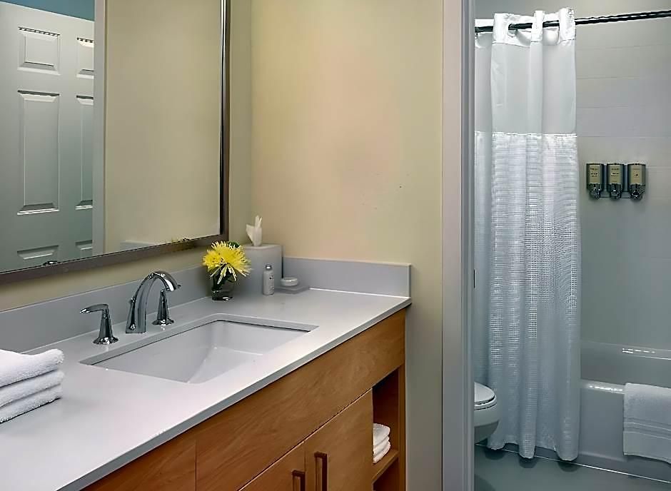 Sonesta Es Arrowood Hotel Charlotte