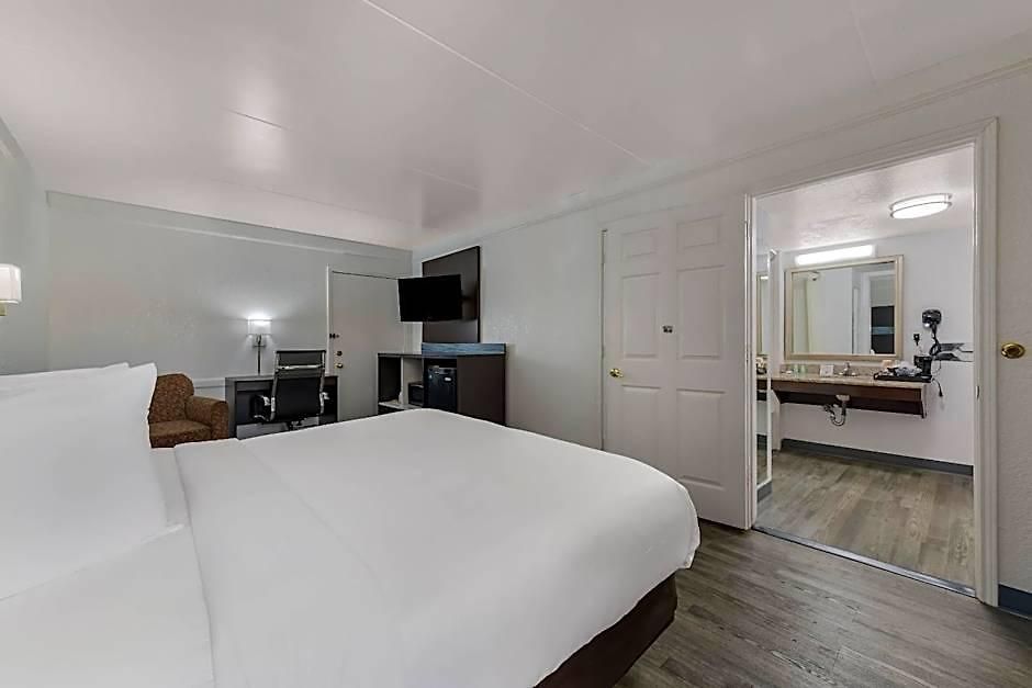 Quality & Airport Hotel Charlotte