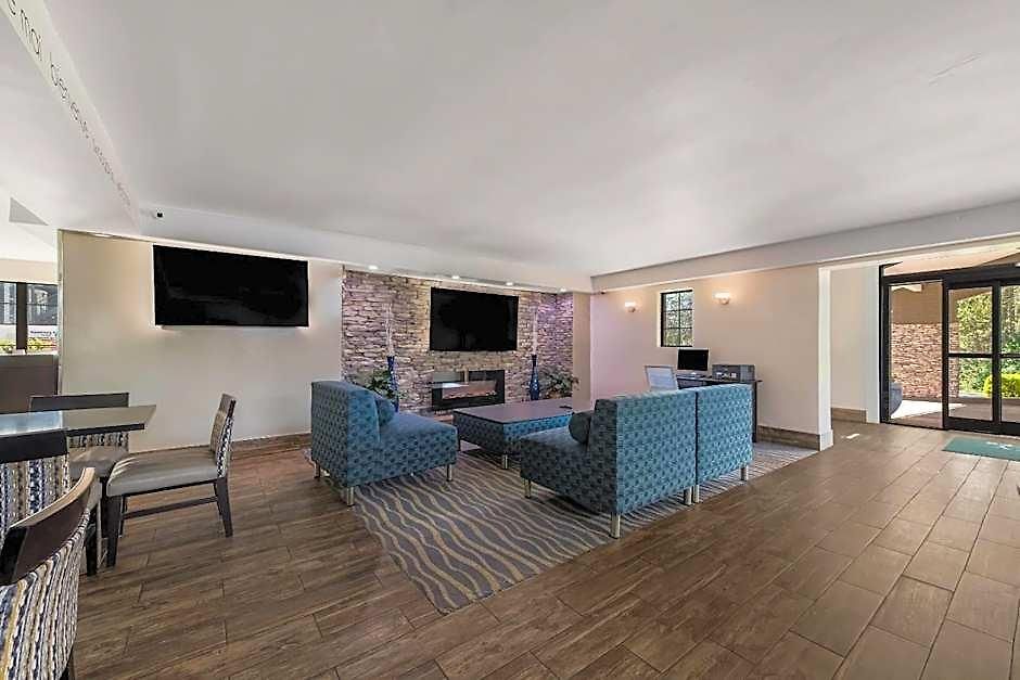 Quality & Airport Hotel