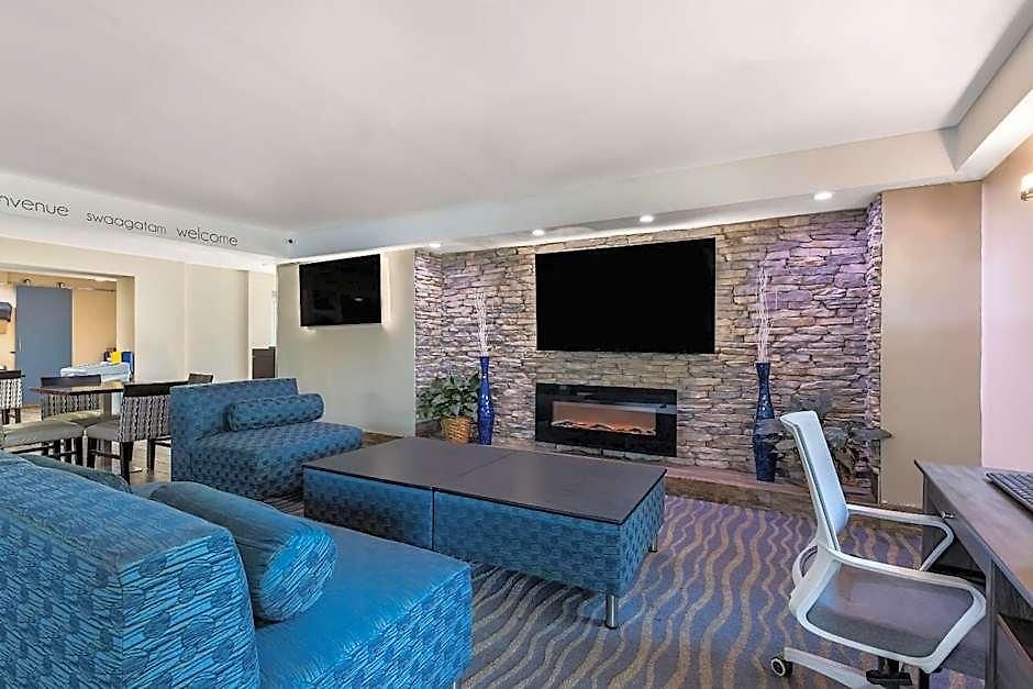 Hotel Quality & Airport 3*