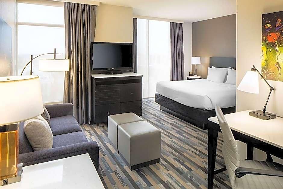 Hyatt House Center Hotel