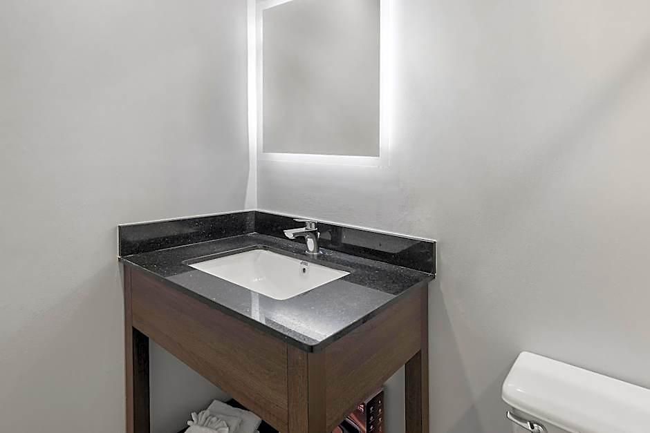 Suburban - Ballantyne 3* Charlotte