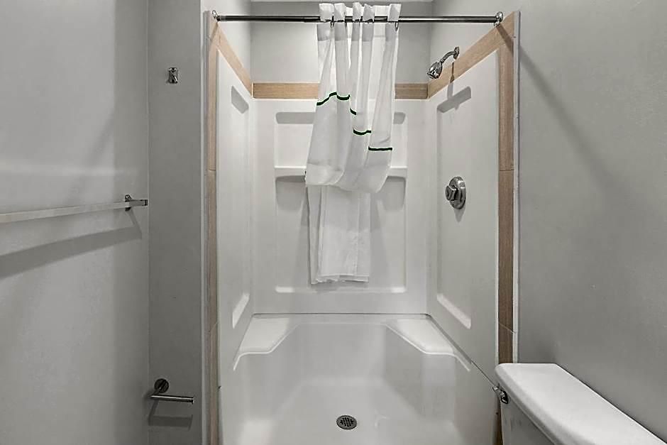 Suburban - Ballantyne 3* Charlotte
